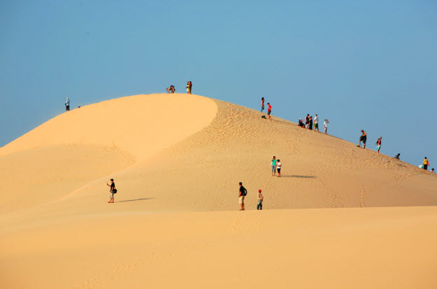 Tour Phan Thiết - Núi Tà Cú - KDL Đại Nam, 5N/4Đ